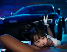 Ria Kurumi on all fours sucking cock and cum in mouth