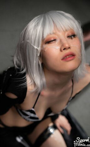 Mizuki on her knees face upturned receiving bukkake facial cumshots